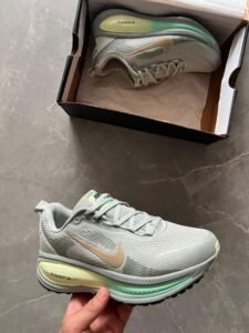 Zoom Vomero18 Sneakers For Boys 8 New Colours (1)