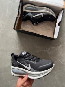 Zoom Vomero18 Sneakers For Boys 8 New Colours (3)