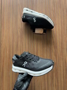 Cloud Running Imported UA Sneakers 3 Colours (2)