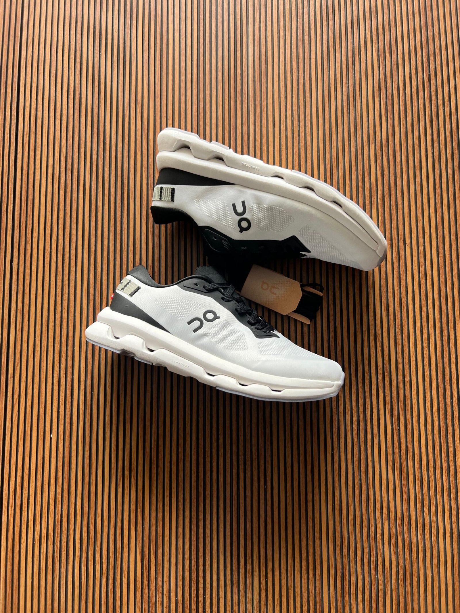 Cloud Running Imported UA Sneakers 3 Colours (4)