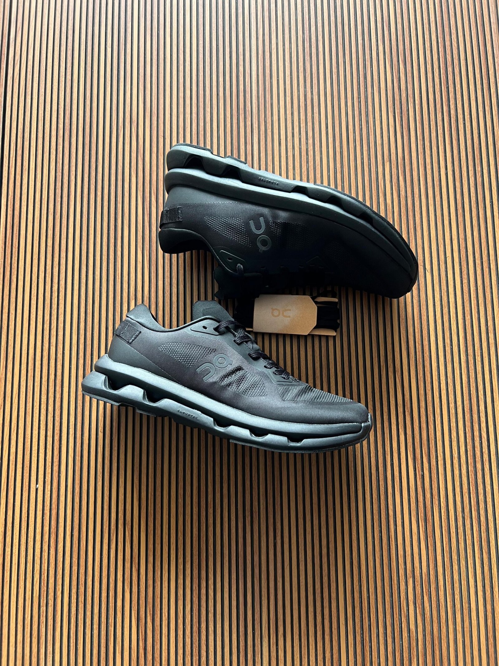 Cloud Running Imported UA Sneakers 3 Colours (5)