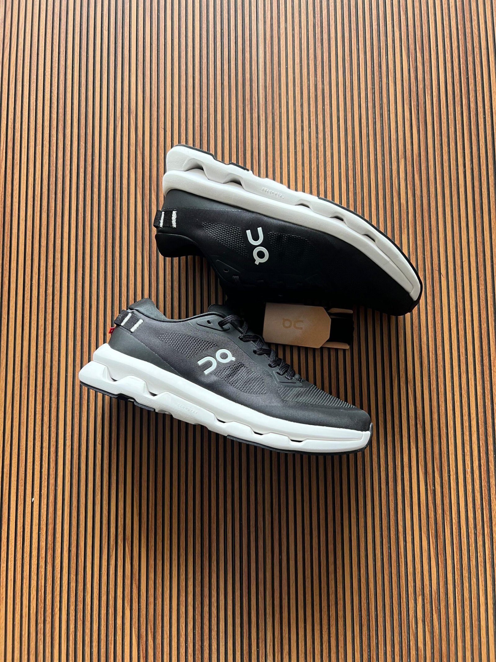 Cloud Running Imported UA Sneakers 3 Colours (6)