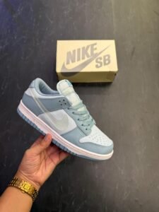 Dunk Aqua Clear Sneakers For Boys (1)