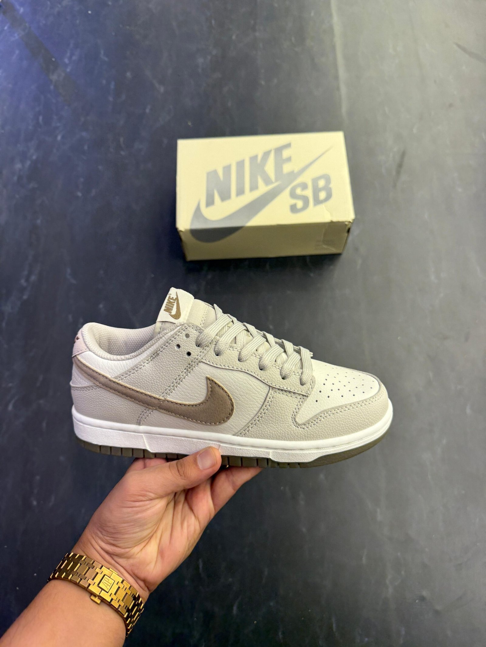 Dunk Phantom Khaki Sneakers On Sale (3)