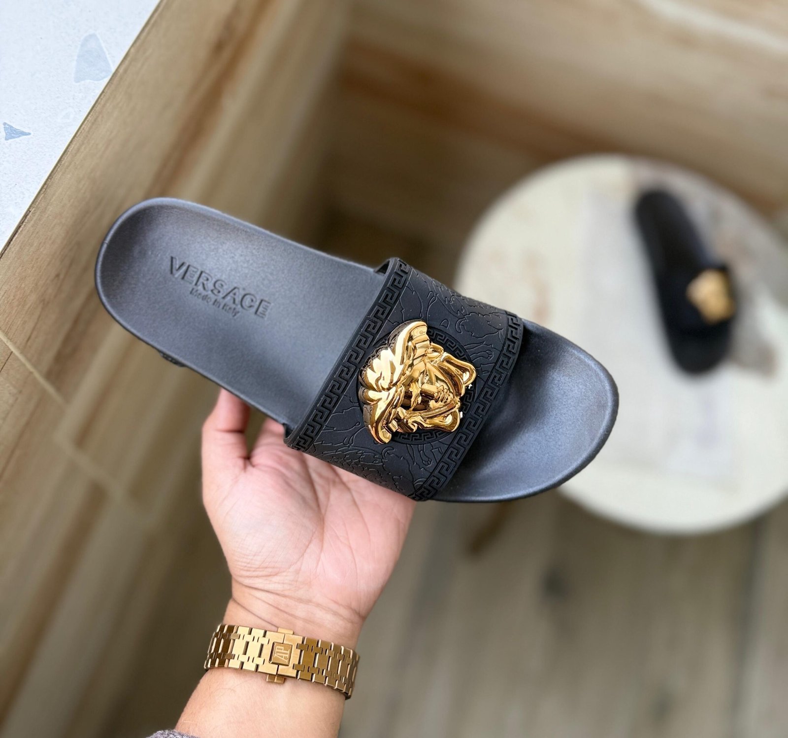 Luxury Black Gold Slides – Slip-on Footwear (1)