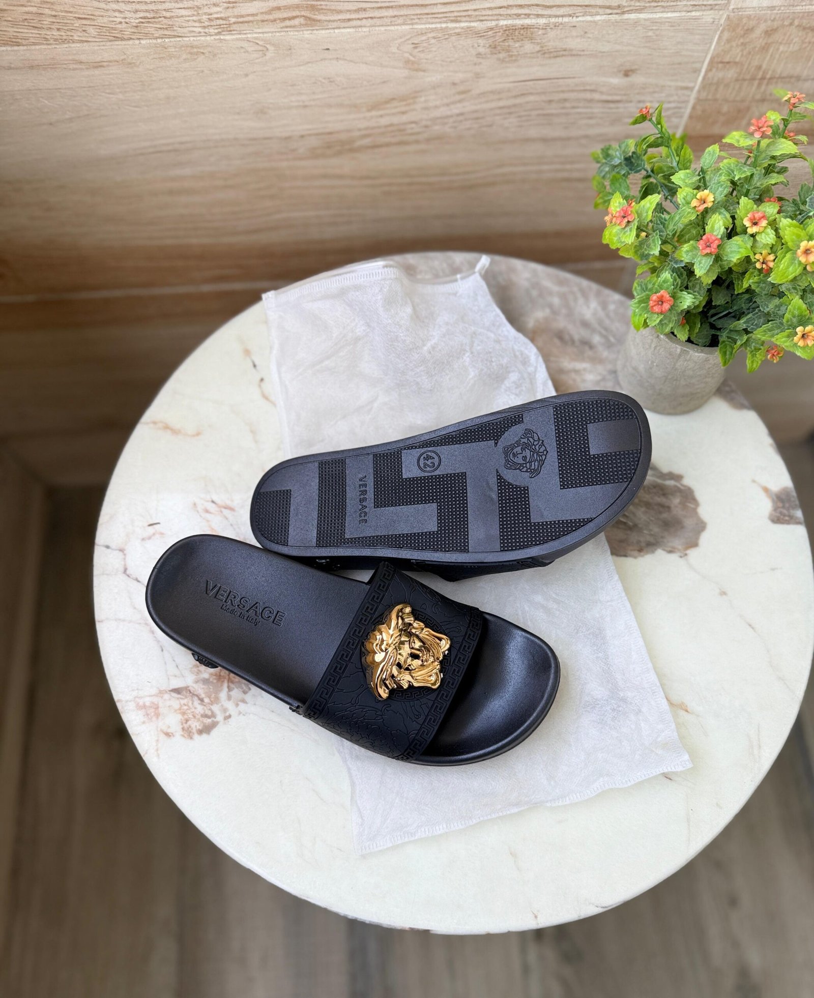 Luxury Black Gold Slides – Slip-on Footwear (4)