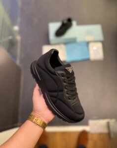 Signature Style Sneakers – 7A Quality Luxury Collection (3)