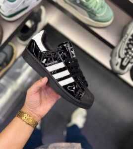 Superstar Atmos Black Patent Sneakers Unisex (1)