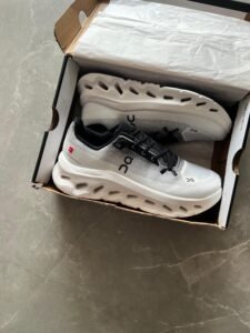 Cloud Techphase Running Sneakers 3 Colours (6)