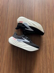 Glycerin Max Premium Quality Running Sneakers (4)