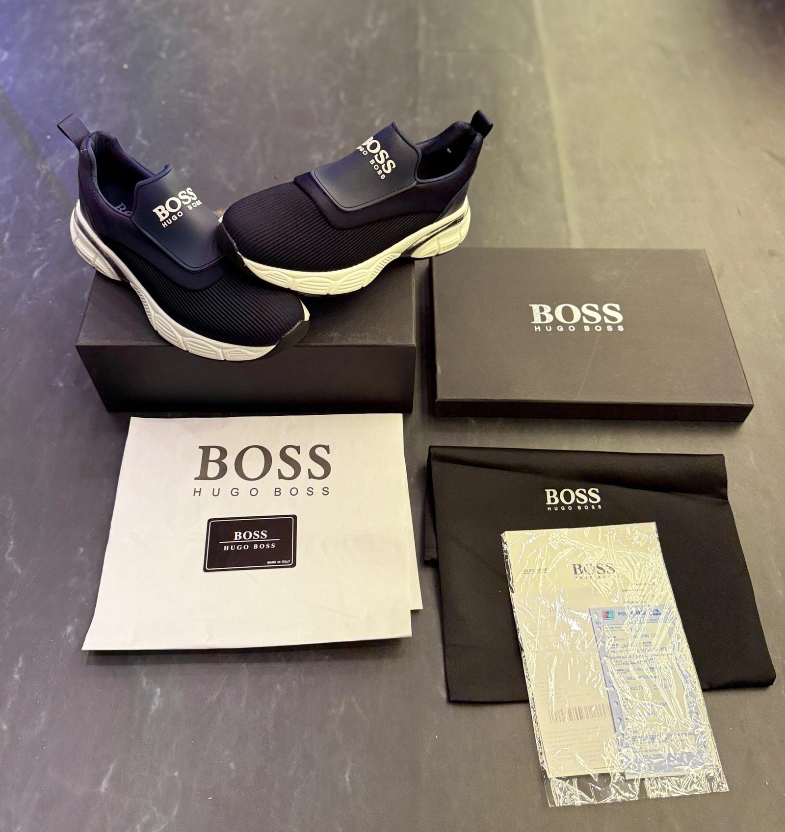 New Sneaker In The House Navy Blue Edition (1)