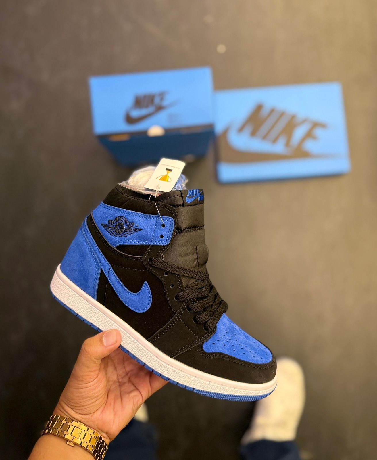 Signature Retro 1 High Royal Reimagined Suede Leather Sneakers (4)