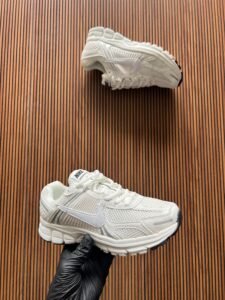 Zoom Vomero 5 Running Sneakers Sports Shoes For Girls (1)