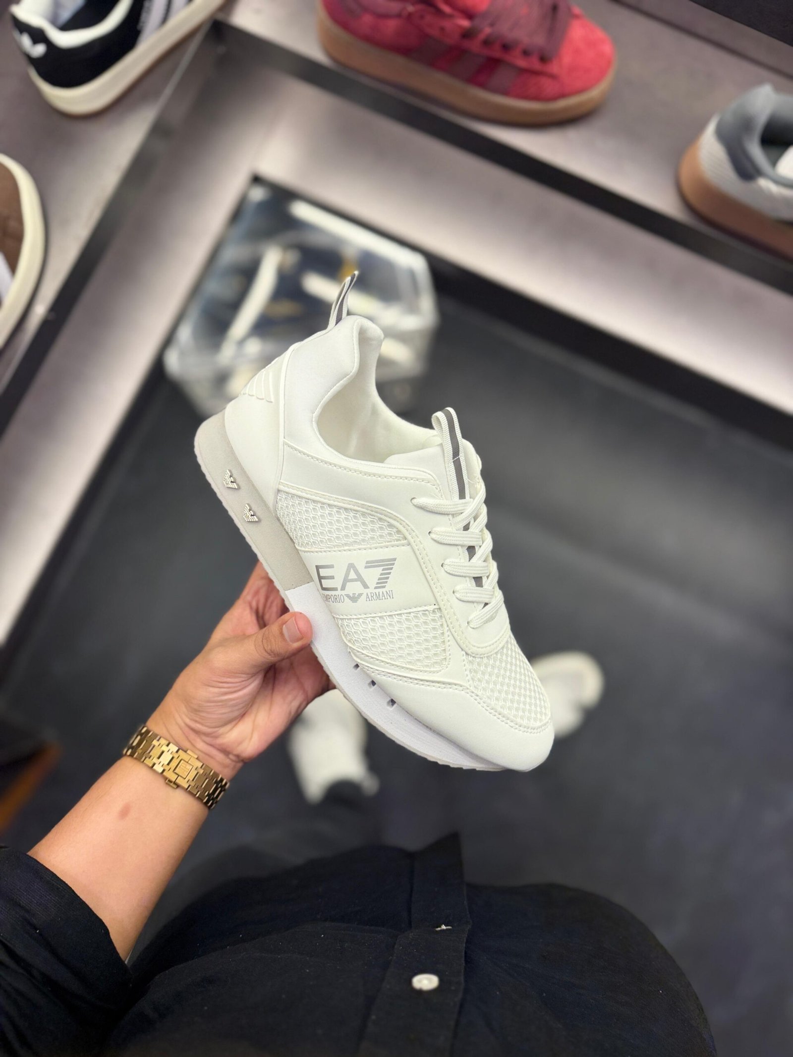 Ultra Luxury White Designer Sneakers – Premium Collection (3)