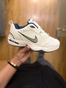 Air Monarch IV Snow Day Sneakers Boys Winter-Ready Shoes (2)