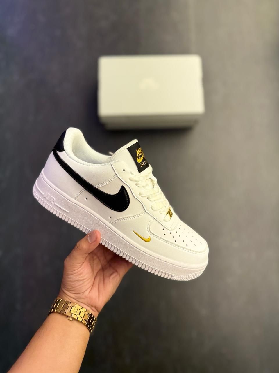 Airforce One White Black Gold Sneakers – Premium Style (2) Airforce One White Black Gold Sneakers – Premium Style (2)