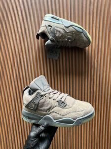 Glow-in-the-Dark Kaws-Inspired Sneakers – Boys’ Special Edition, 2 Colors (1)