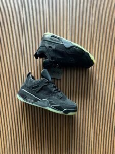 Glow-in-the-Dark Kaws-Inspired Sneakers – Boys’ Special Edition, 2 Colors (4)