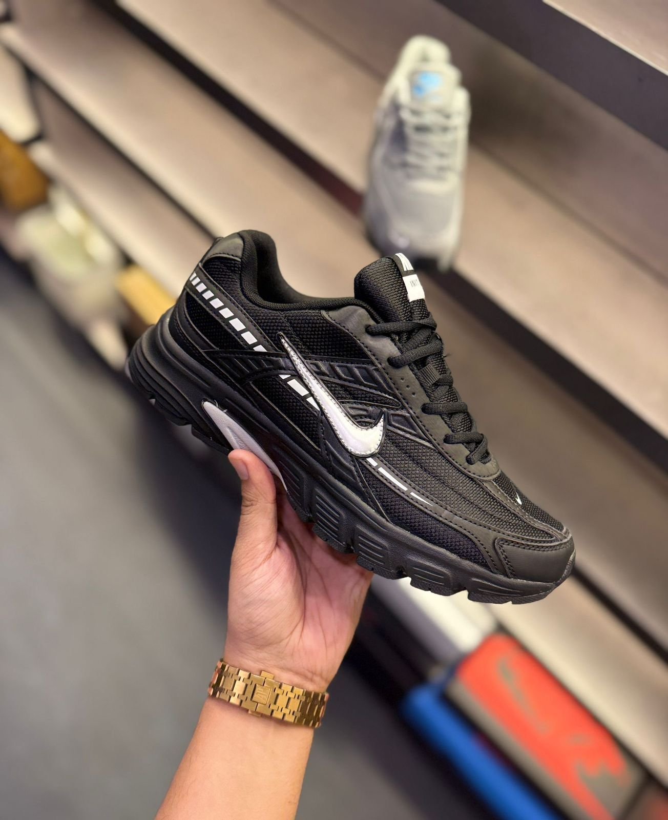 Initiator White Black Sneakers – Sporty Comfort Style (3) Initiator White Black Sneakers – Sporty Comfort Style (3)