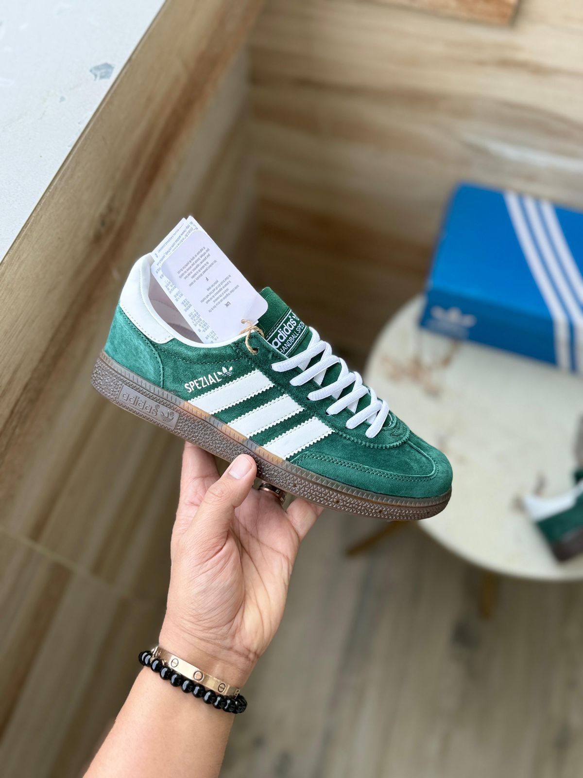 Originals Handball Spezial Preloved Green Unisex Sneakers (2) Originals Handball Spezial Preloved Green Unisex Sneakers (2)