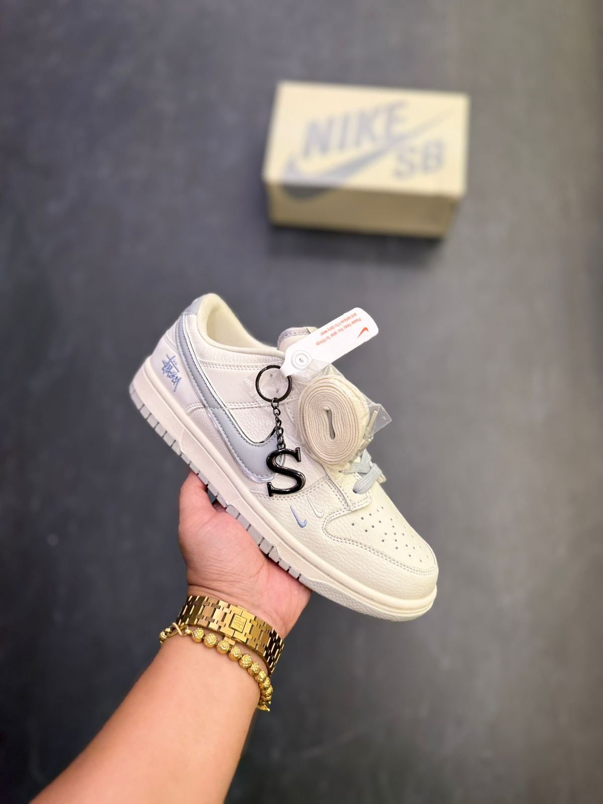 SB Dunk 2025 S Keychain Sneakers – OG Grey Edition (2) SB Dunk 2025 S Keychain Sneakers – OG Grey Edition (2)