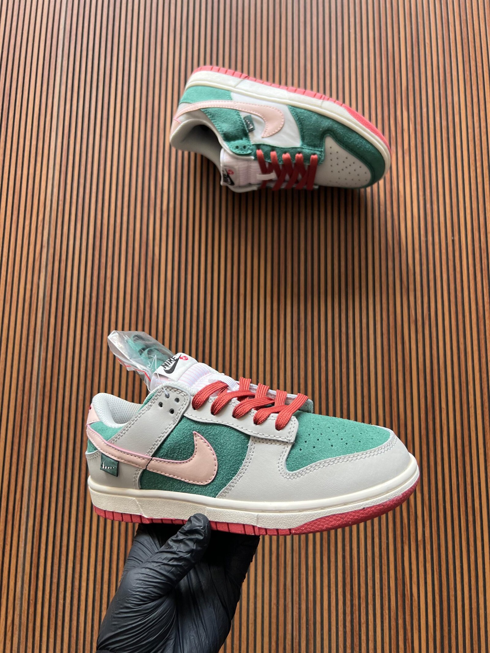 Signature SB Dunk Full Leather Sneakers for Girls – 4 Color Options (2)