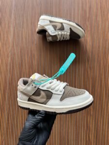 Signature SB Dunk Full Leather Sneakers for Girls – 4 Color Options (4)