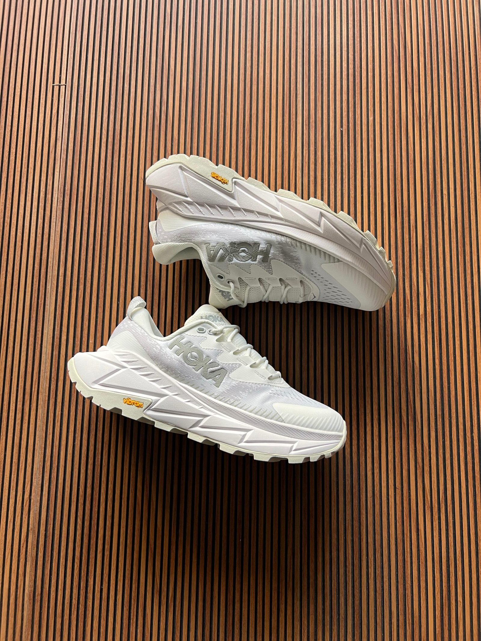 Skyline Float X Running Shoes Premium Cushion Trainers (3 Colors) (5) Skyline Float X Running Shoes Premium Cushion Trainers (3 Colors) (5)