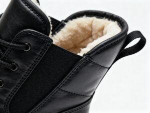 Waterproof winter boot with insulated lining