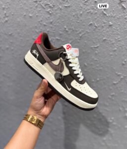 Air Force Low Collaborative Cacao Wow Red Sneakers 2025 (2)