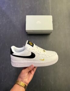 Air Force One White Black Gold Sneakers (1)