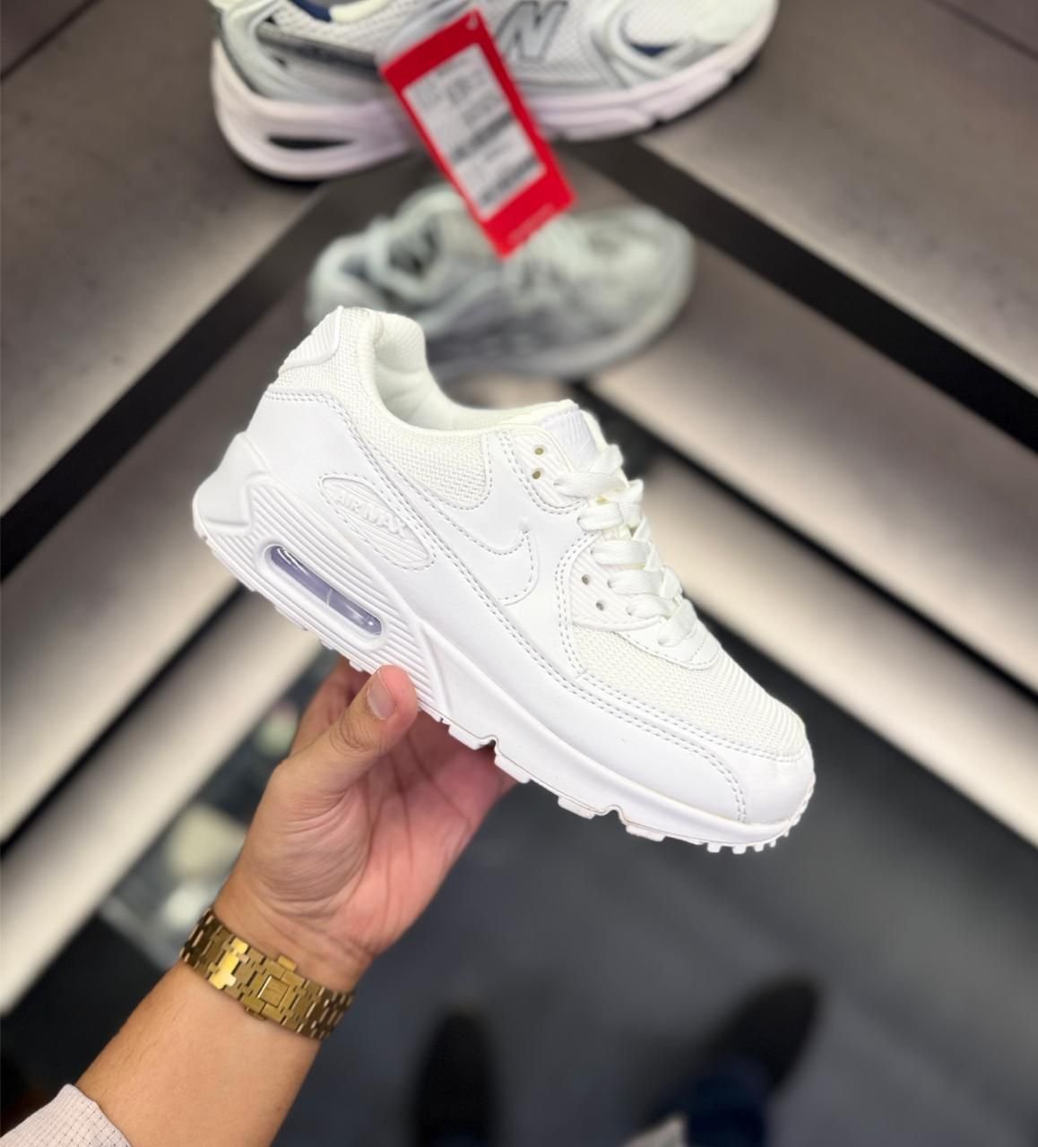 Air Max 90 Triple White Low (2) Air Max 90 Triple White Low-Top Unisex Sneakers