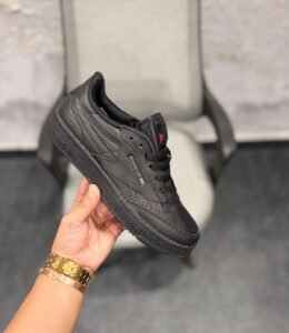 Classic Triple Black Low-Top Boys Sneakers (3)