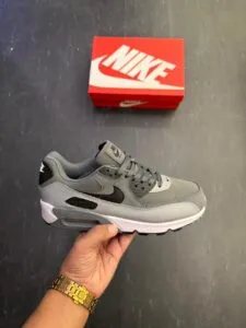 Lahar Escape Grey Airmax 90 Sneakers – Classic Runner Style Shoes