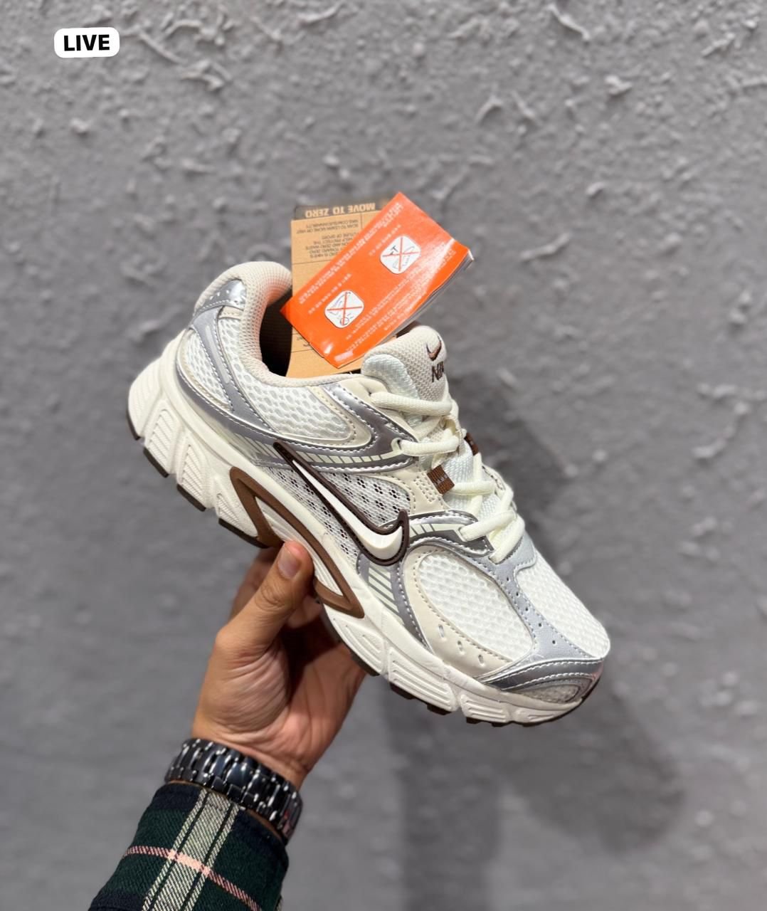 Performance V5 RNR Metallic Beige Sneakers (1)