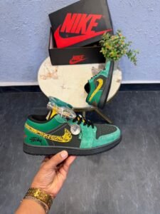 Retro 1 Collaborative Green Black Sneakers (2)