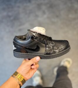 Retro 1 Low Black Croc Texture Sneakers