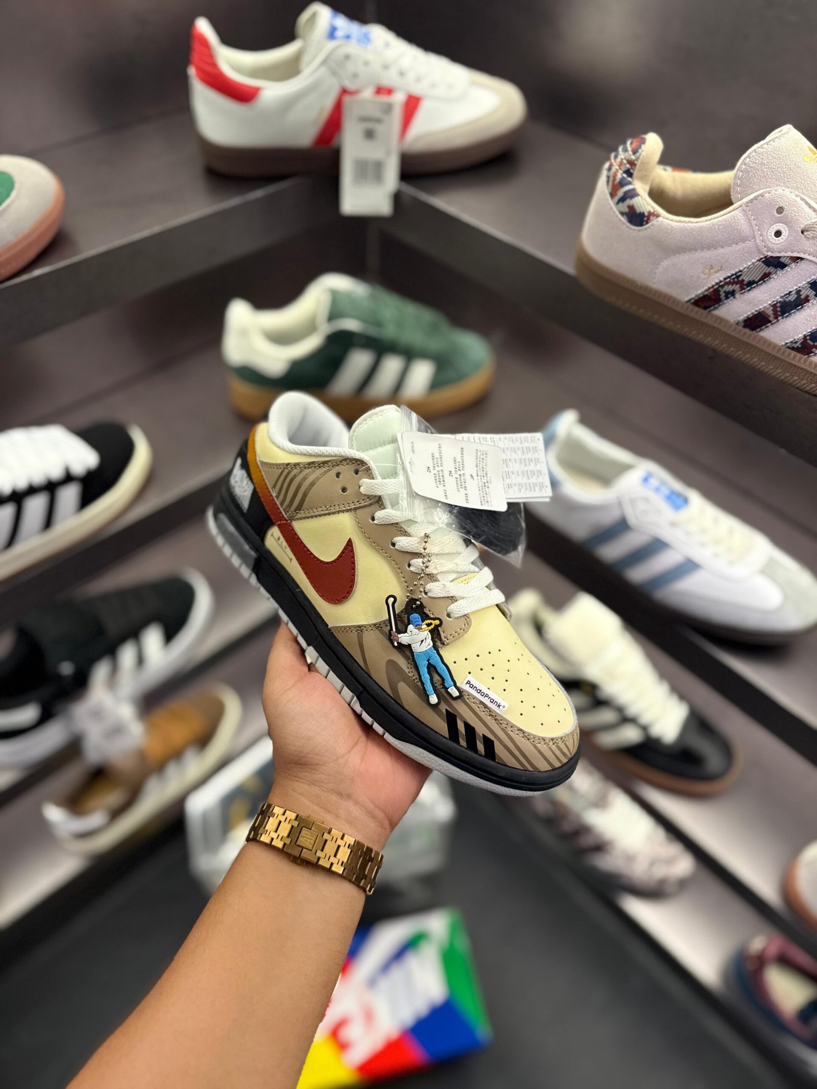 Skate Dunk Pandaprank Red Swoosh Sneakers 2025 (3)