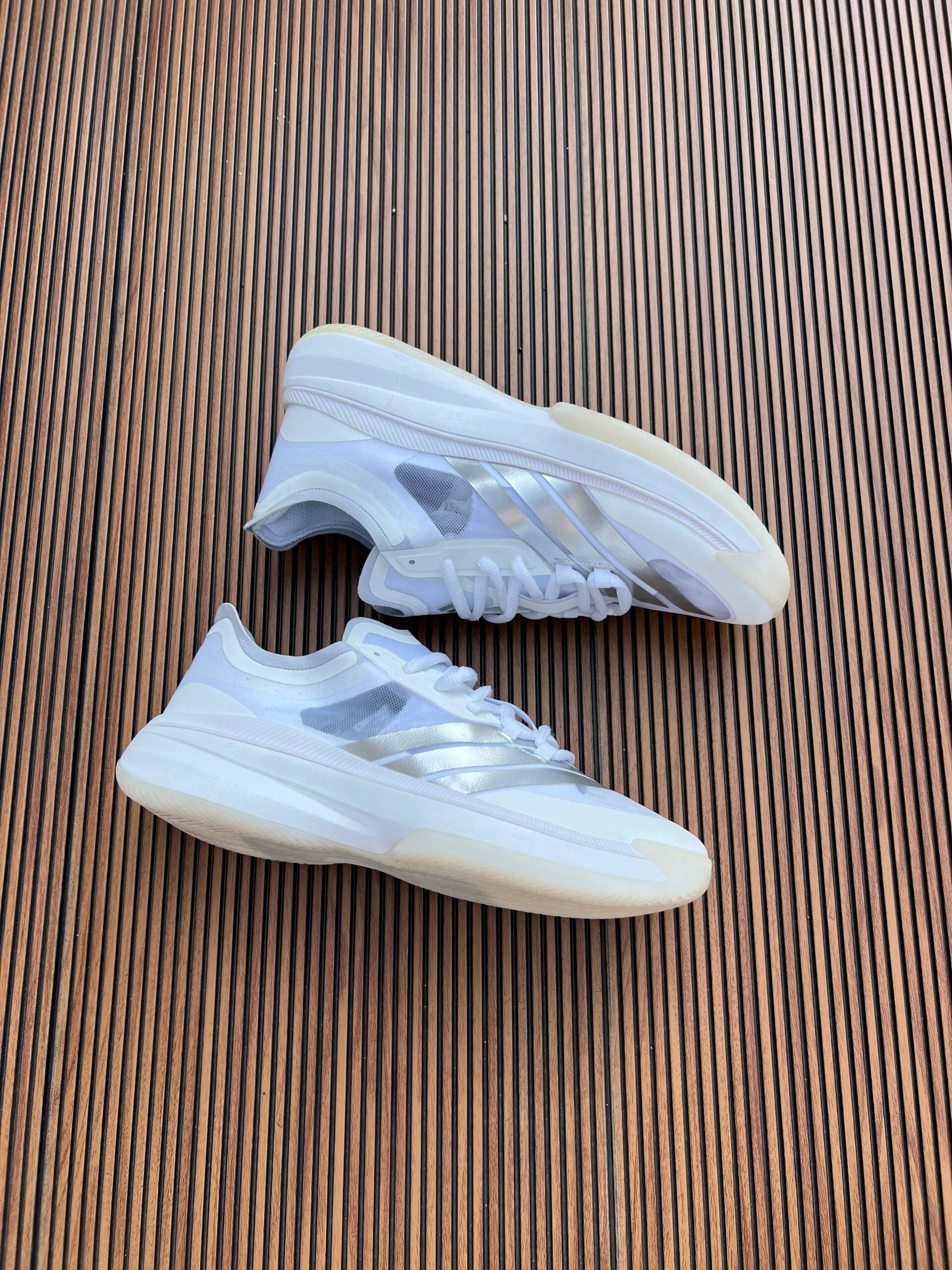 Adizero Select Lightweight Basketball Sneakers 2 Colors (3) Adizero Select Lightweight Basketball Sneakers 2 Colors (3)