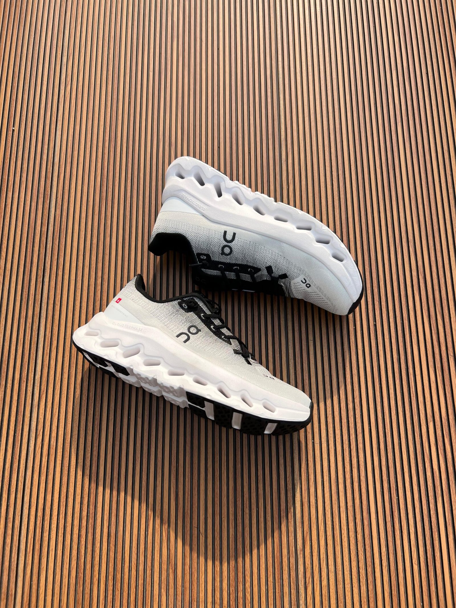 Cloud Run Premium Quality Girls Sneakers 3 Colors (7)