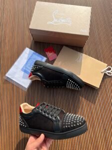 Premium Low-Top Luxury Performance Sneakers (1)