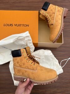 Premium Pattern 6-Inch Waterproof Boots 2 Colors (1)