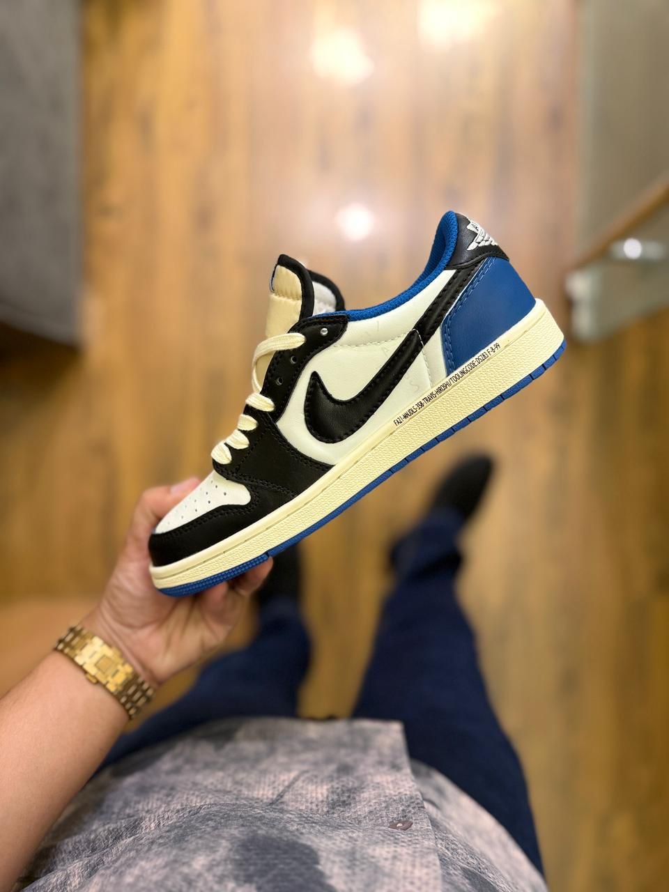 Retro 1 Travis Scott Fragment Collaborative Basketball Sneakers (3)