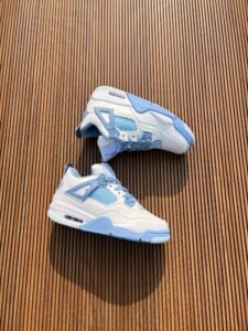 Retro 4 Premium Quality Girls Sneakers 2 Colors (3)