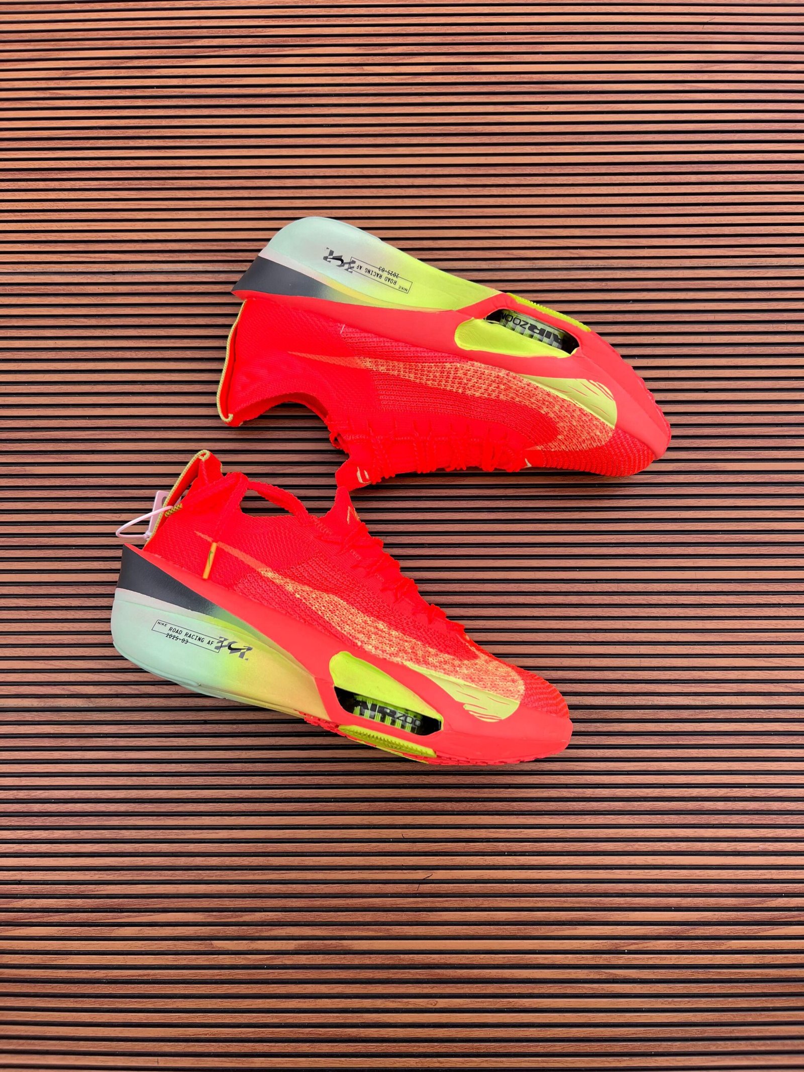 Run Alpha Fly 3 Premium Performance Racing Sneakers 3 Colors (1)