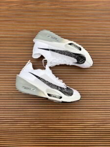 Run Alpha Fly 3 Premium Performance Racing Sneakers 3 Colors (5)