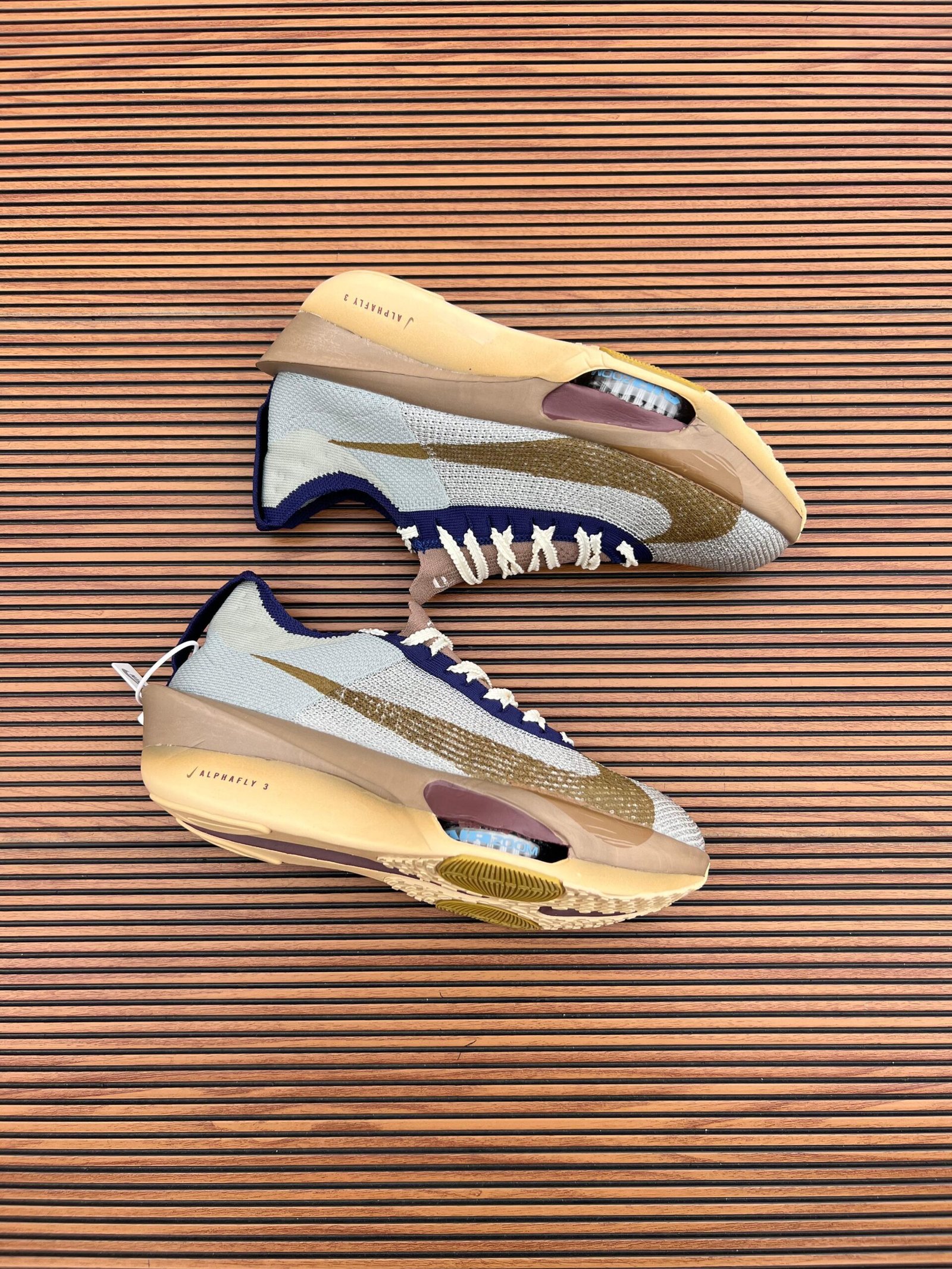 Run Alpha Fly 3 Premium Performance Racing Sneakers 3 Colors (7)