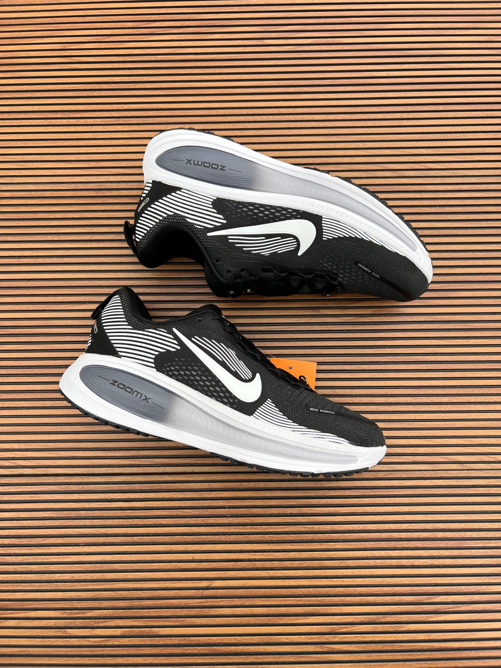 Zoom Vomero Premium Quality Running Athletic Performance Sneakers (2)