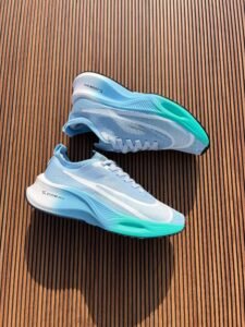 Zoom Vomero Pro Premium Performance Running Sneakers 2 Colors (5)