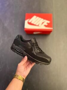 Airmax 90 Triple Black Sneakers – Clean Street Essential (4)